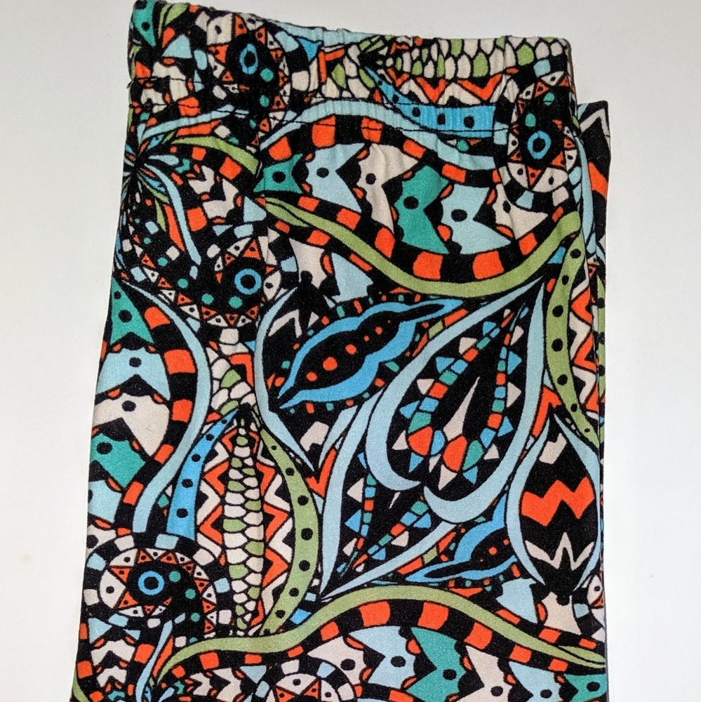 NWOT Buskins Leggings Kids Medium
